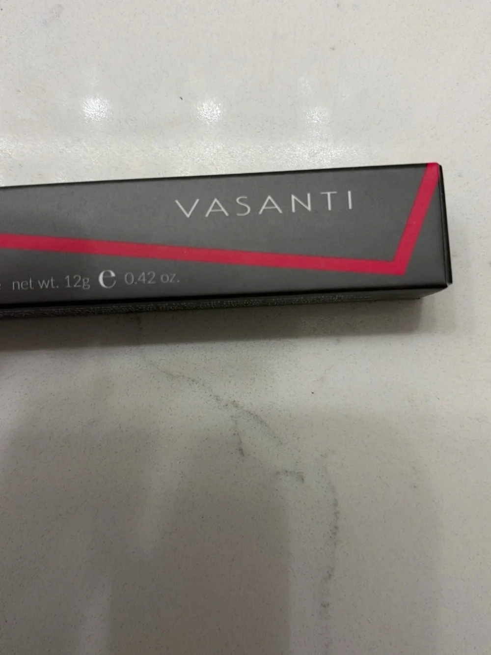 Vasanti Hyaluronic Boost Lip Plumper — Flush Berry